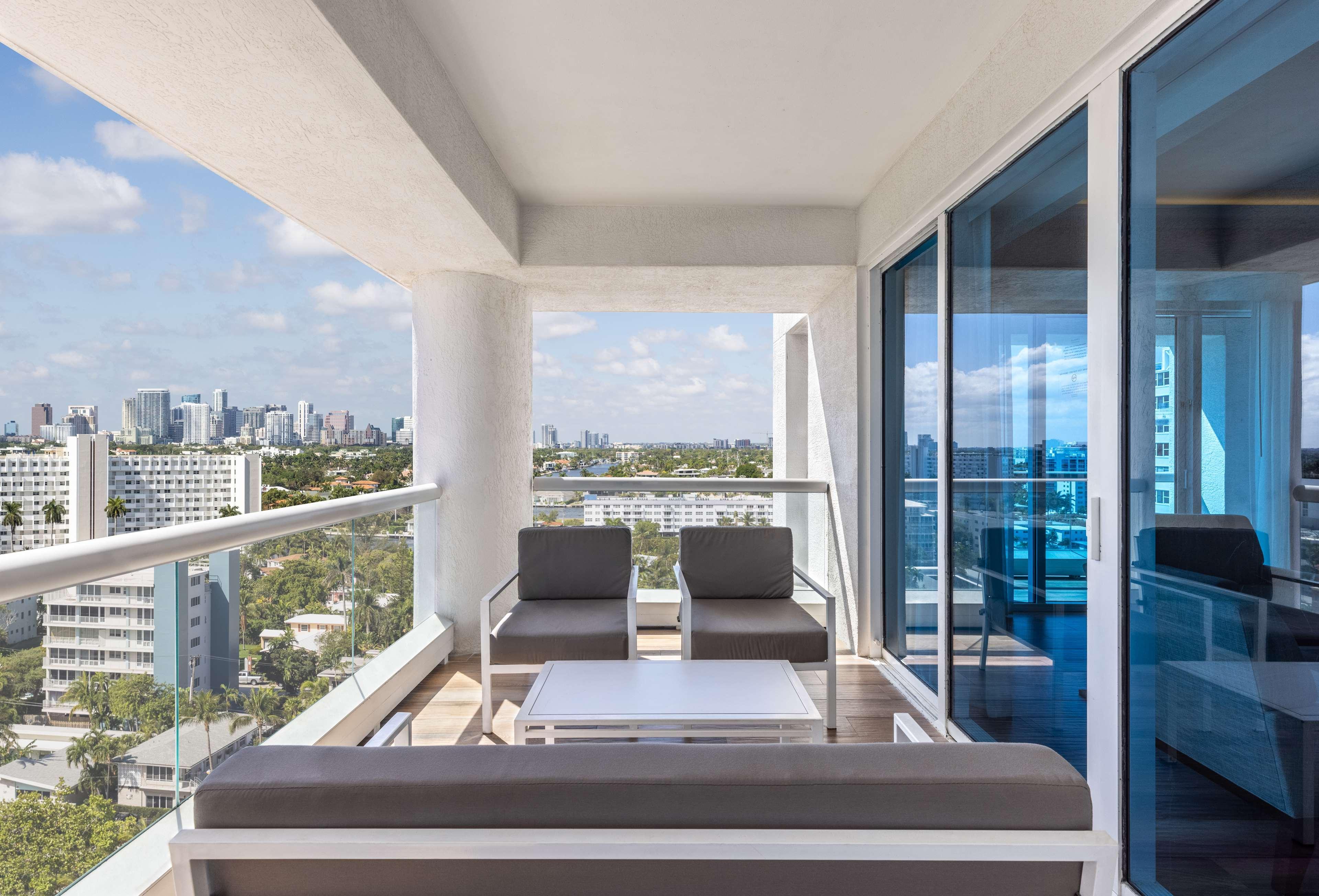 Conrad Fort Lauderdale Beach Exterior photo
