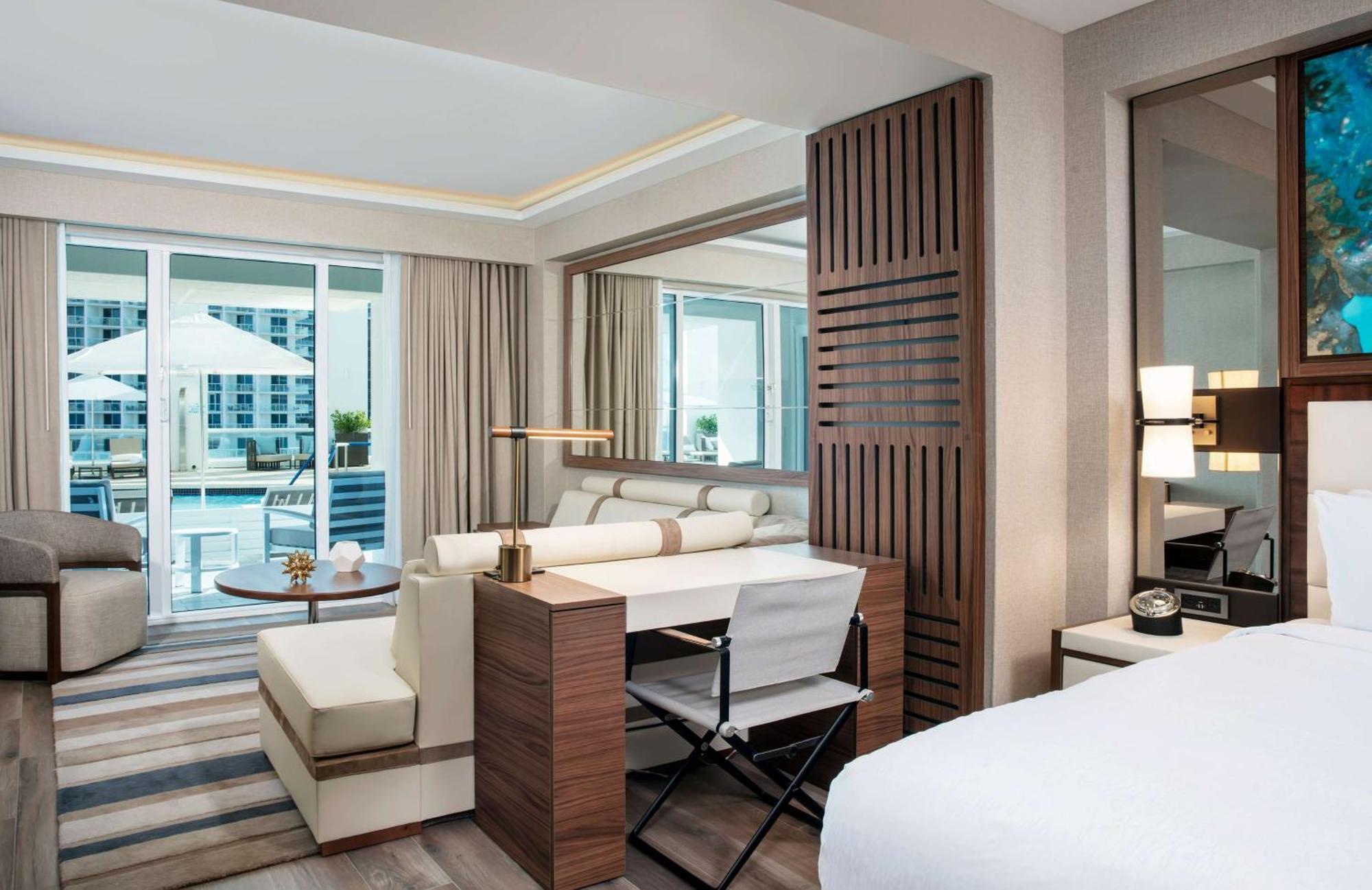 Conrad Fort Lauderdale Beach Exterior photo