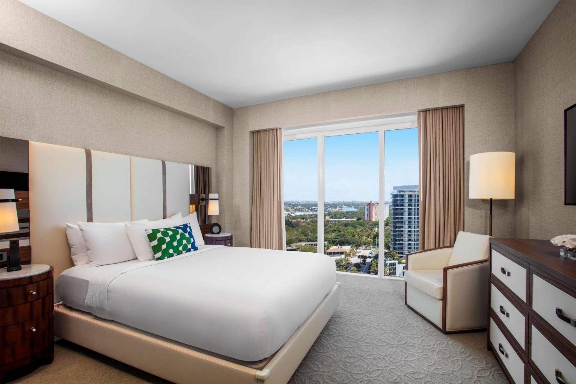 Conrad Fort Lauderdale Beach Exterior photo